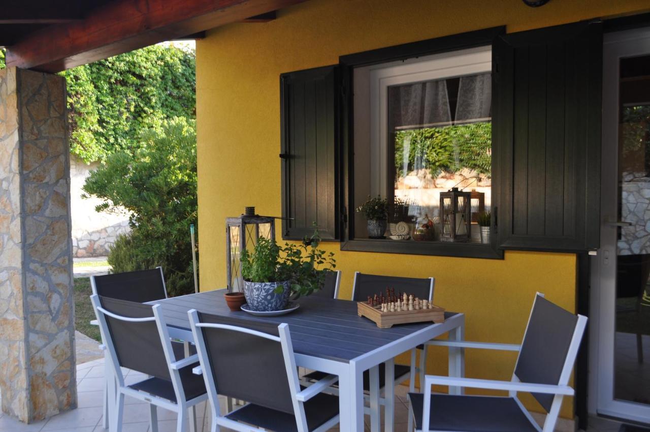 Kamenjak Volme, Cousy House With Pool Banjole Exterior foto