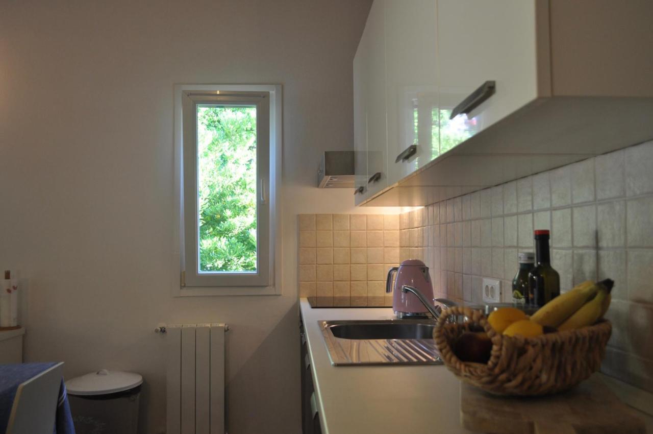 Kamenjak Volme, Cousy House With Pool Banjole Exterior foto